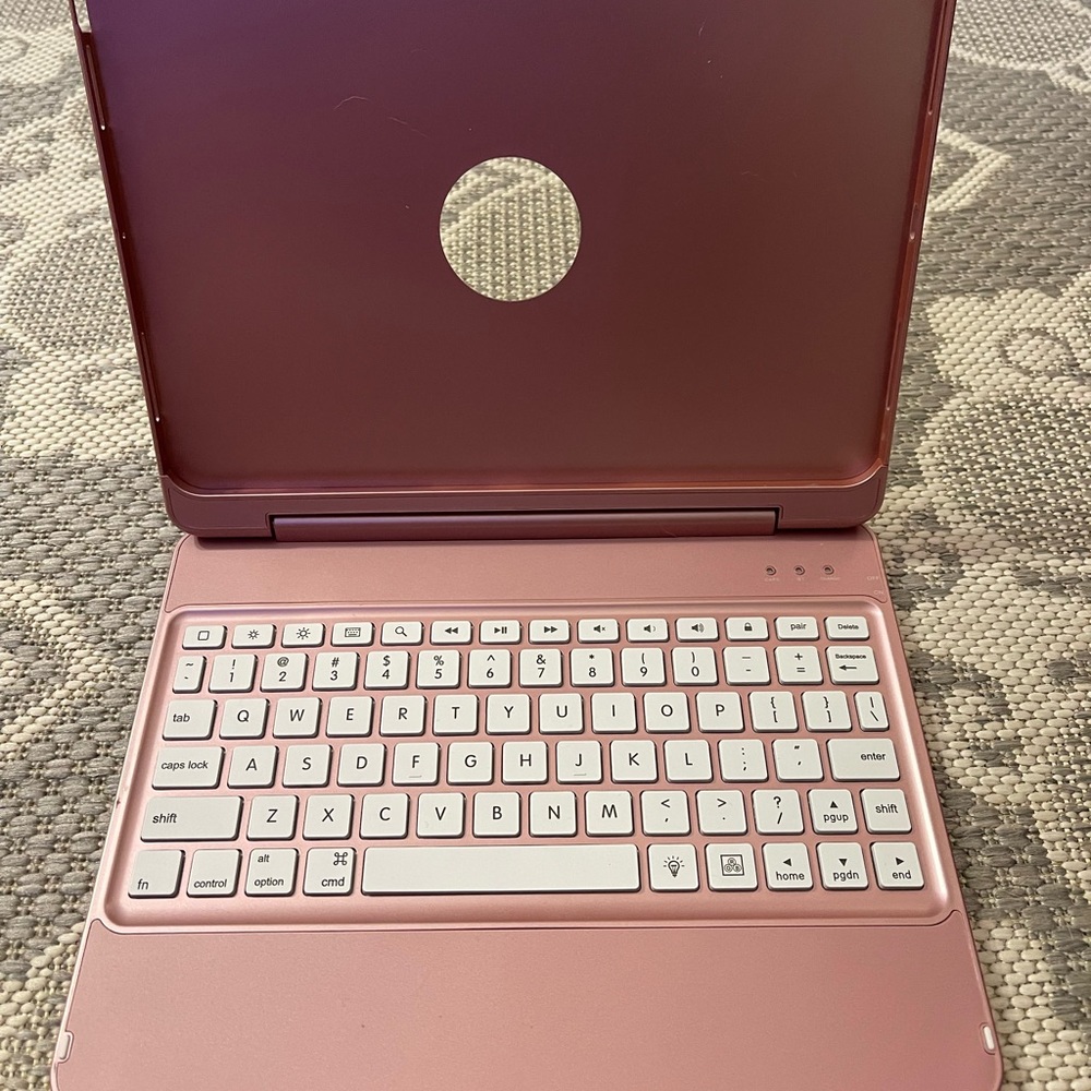 Rose Gold iPad Air keyboard case Bluetooth